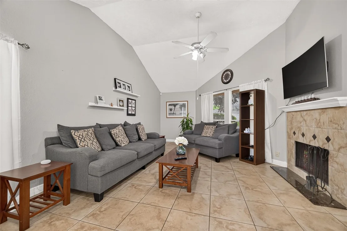 Photo of 17519 Davenway Drive