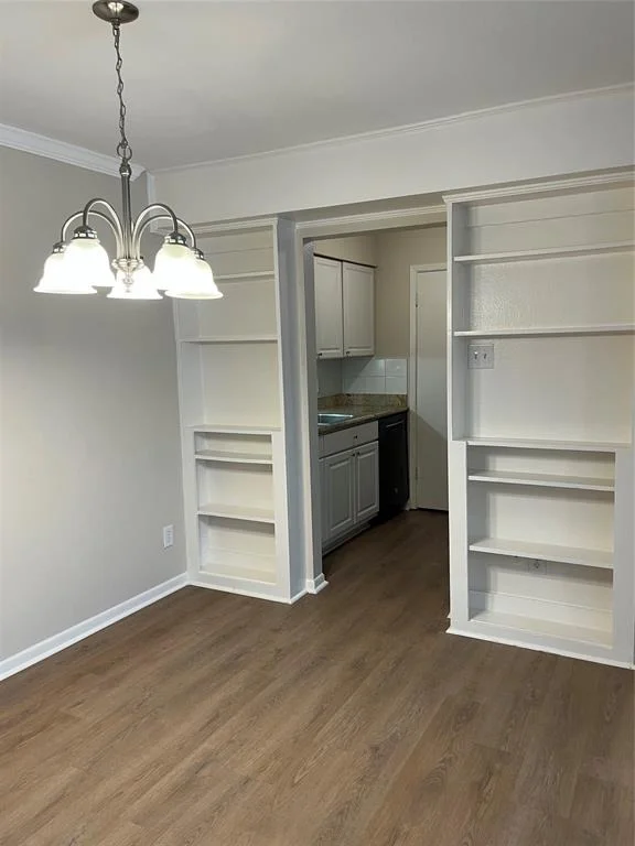 Photo of Unit 144 at 7555 Katy Freeway