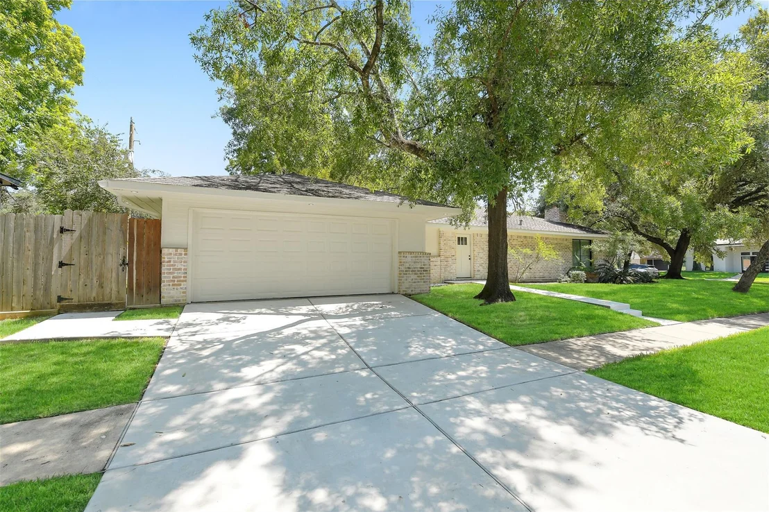 Photo of 10726 Riverview Drive