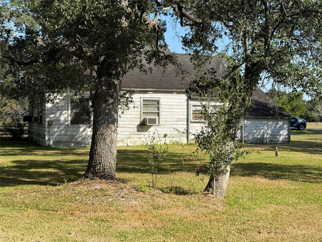 Photo of 303 5th Street