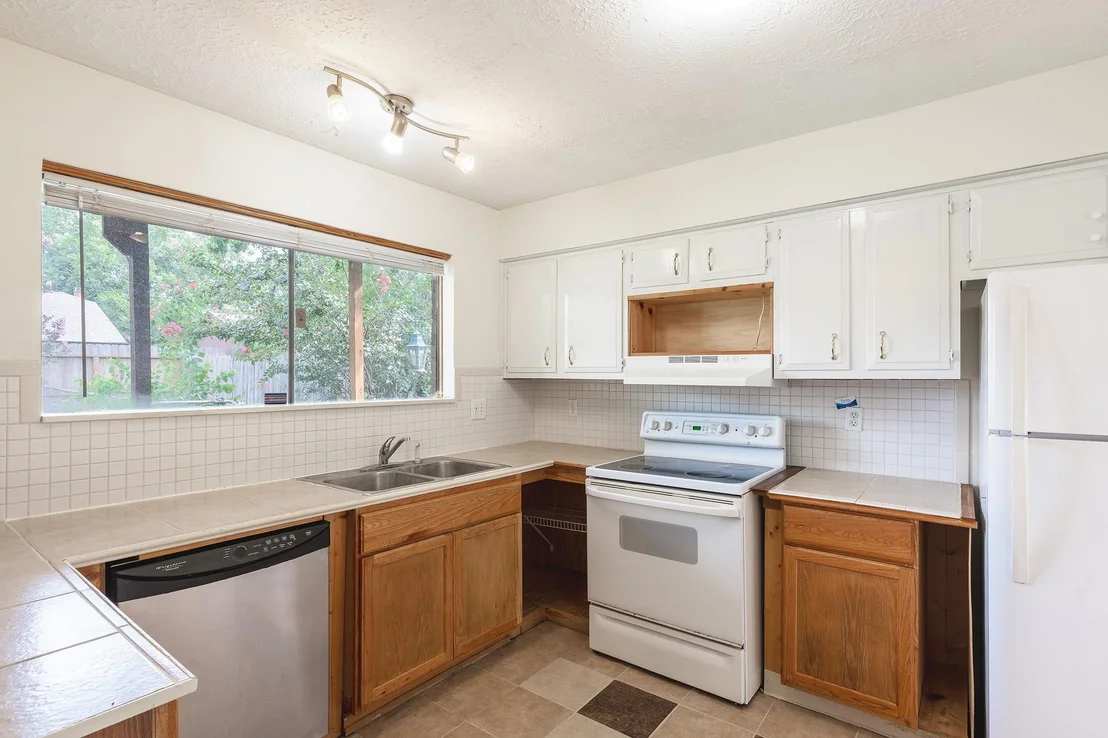Photo of 4423 Mossygate Drive
