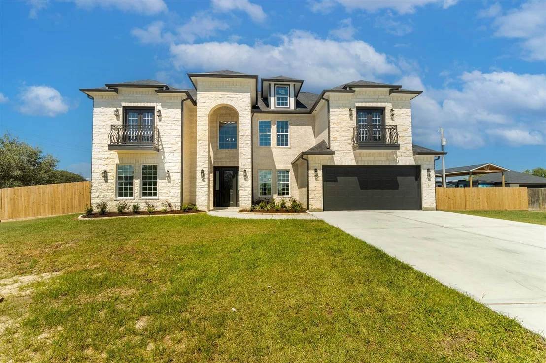 Photo of 1714 Mackey Drive
