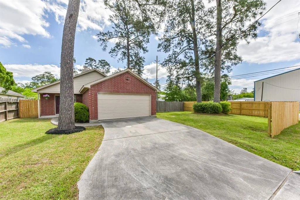 Photo of 27806 Red Fox Road