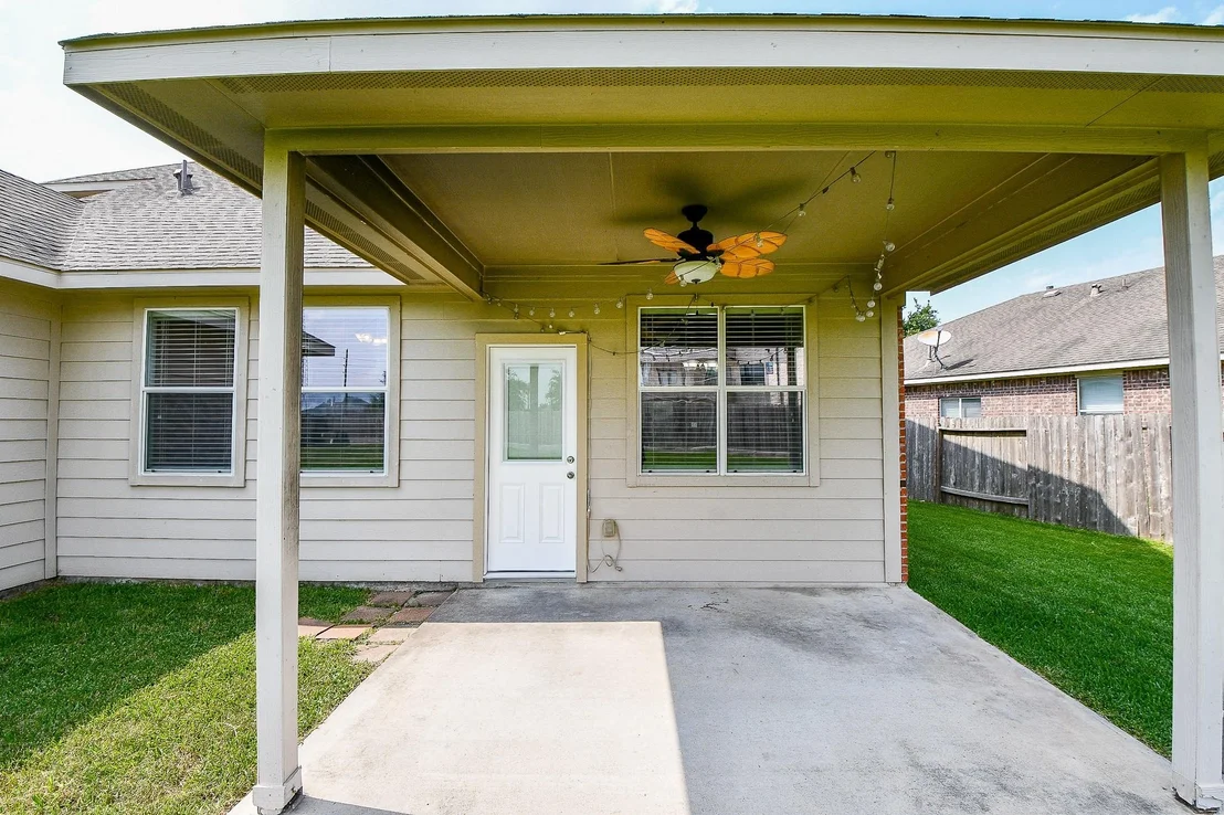 Photo of 2927 Empire Oaks Lane