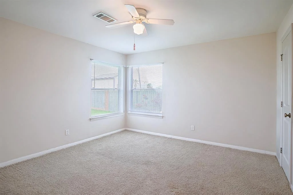 Photo of 29 Lakeview Drive