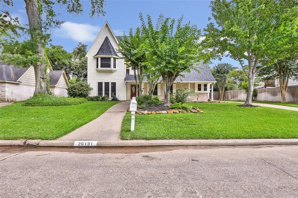 Photo of 20131 Magnolia Bend Drive