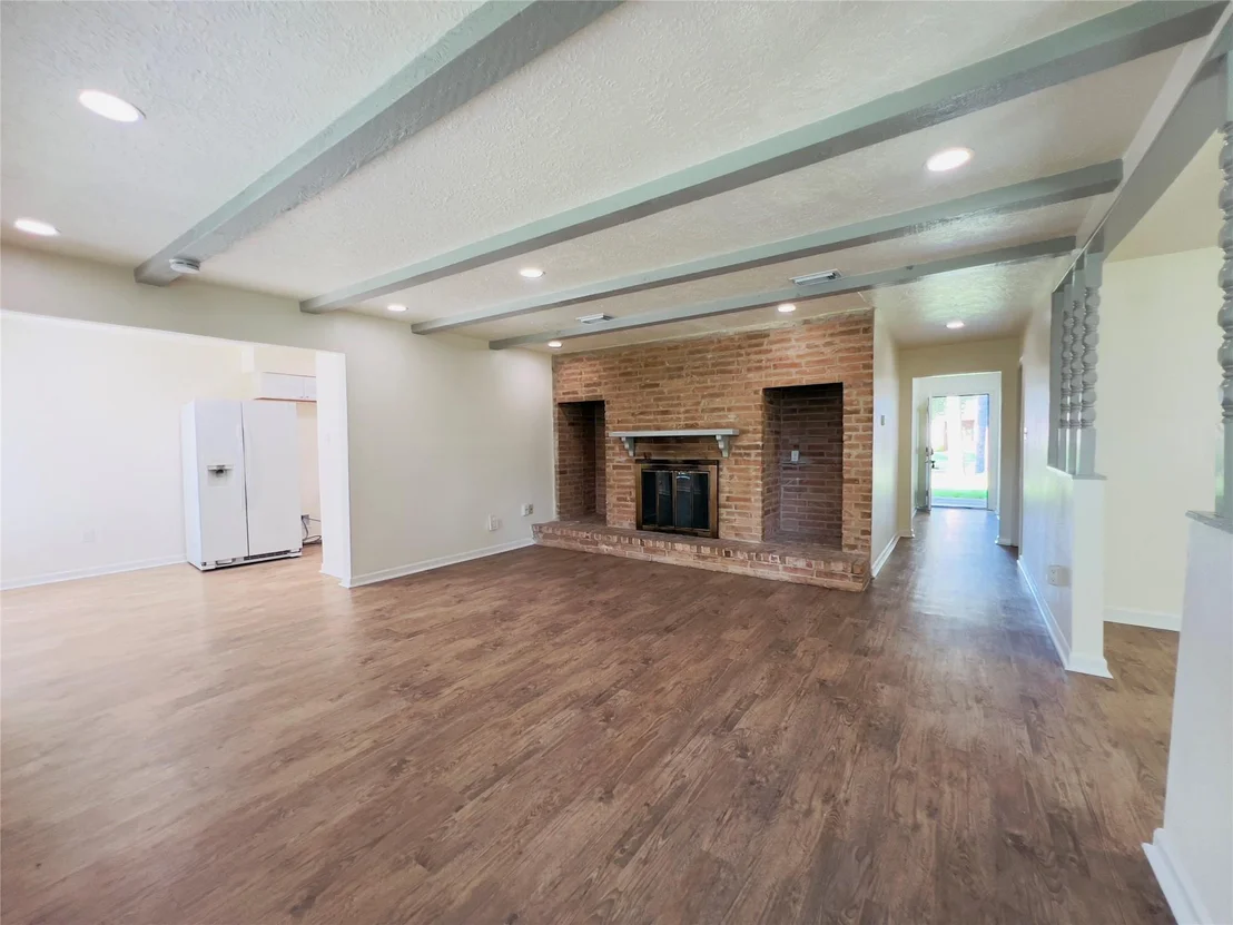 Photo of 17014 Forest Bend Avenue