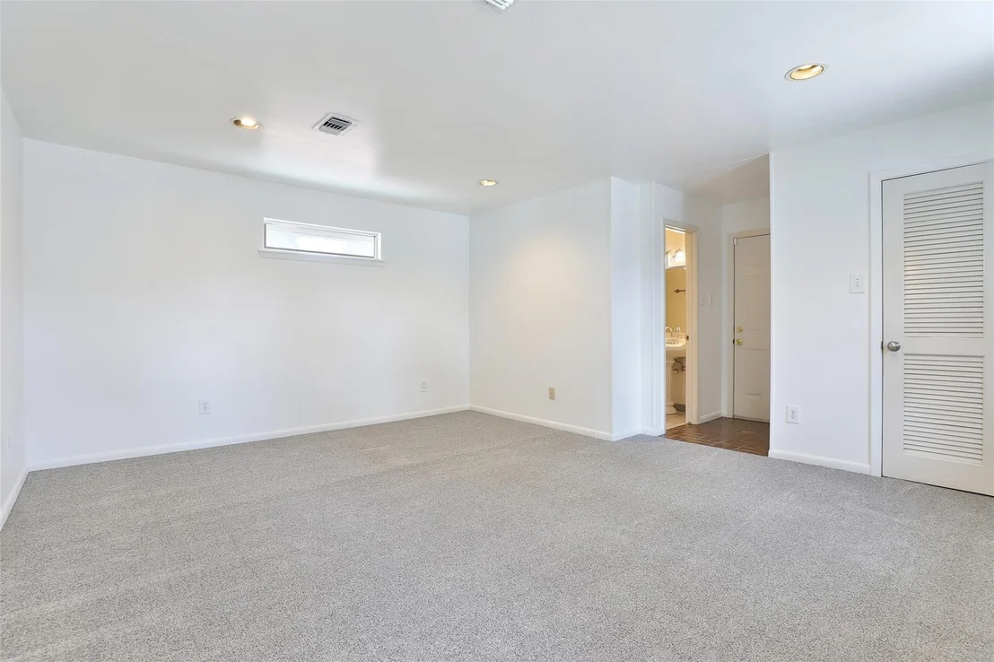 Photo of 2427 Willowby Drive