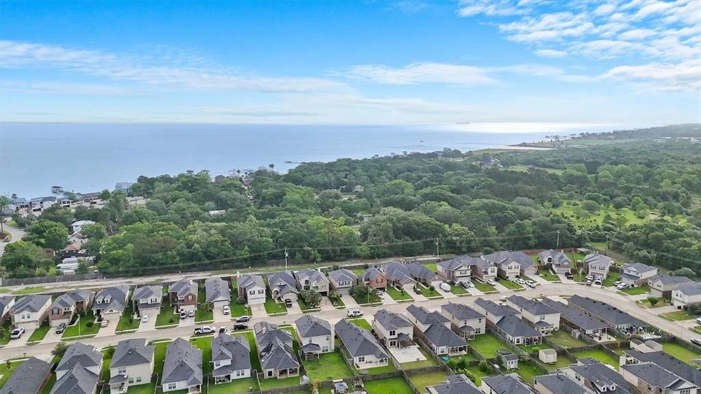 Photo of 5202 Gulf Stream Lane