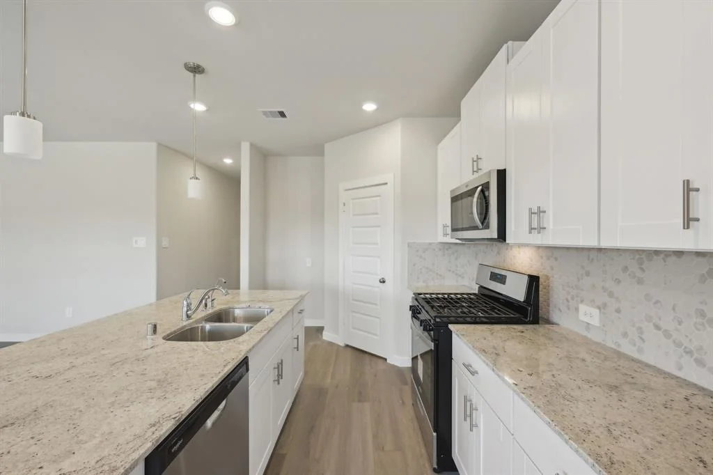 Photo of 18713 Bliss Place