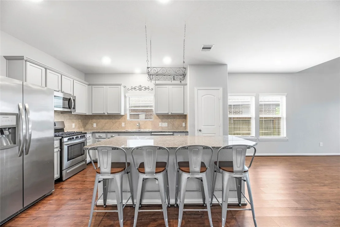 Photo of 6418 Shadowbrook Hollow Trail