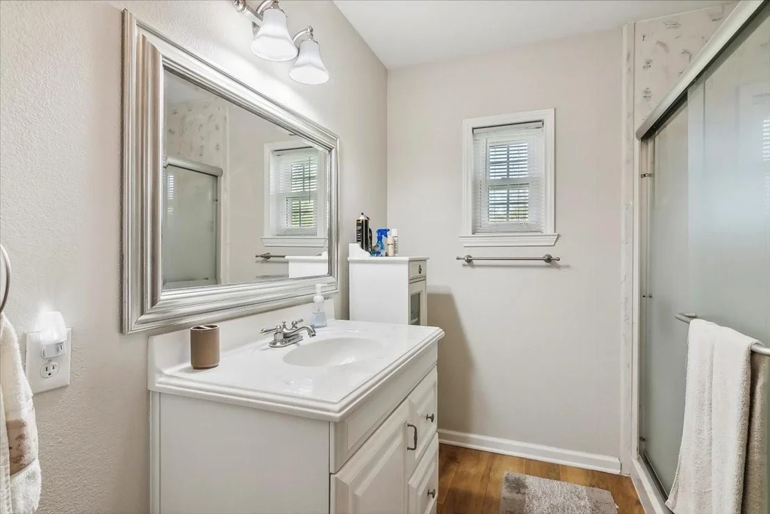Photo of 313 Roy Road