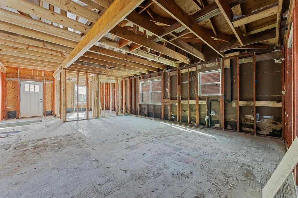 Photo of 17615 Huntersglen Circle
