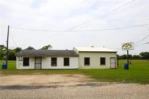 Photo of 4915 County Road 227