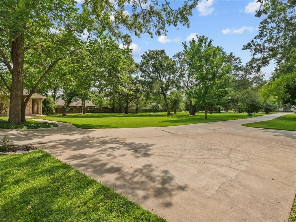 Photo of 5401 Palm Drive