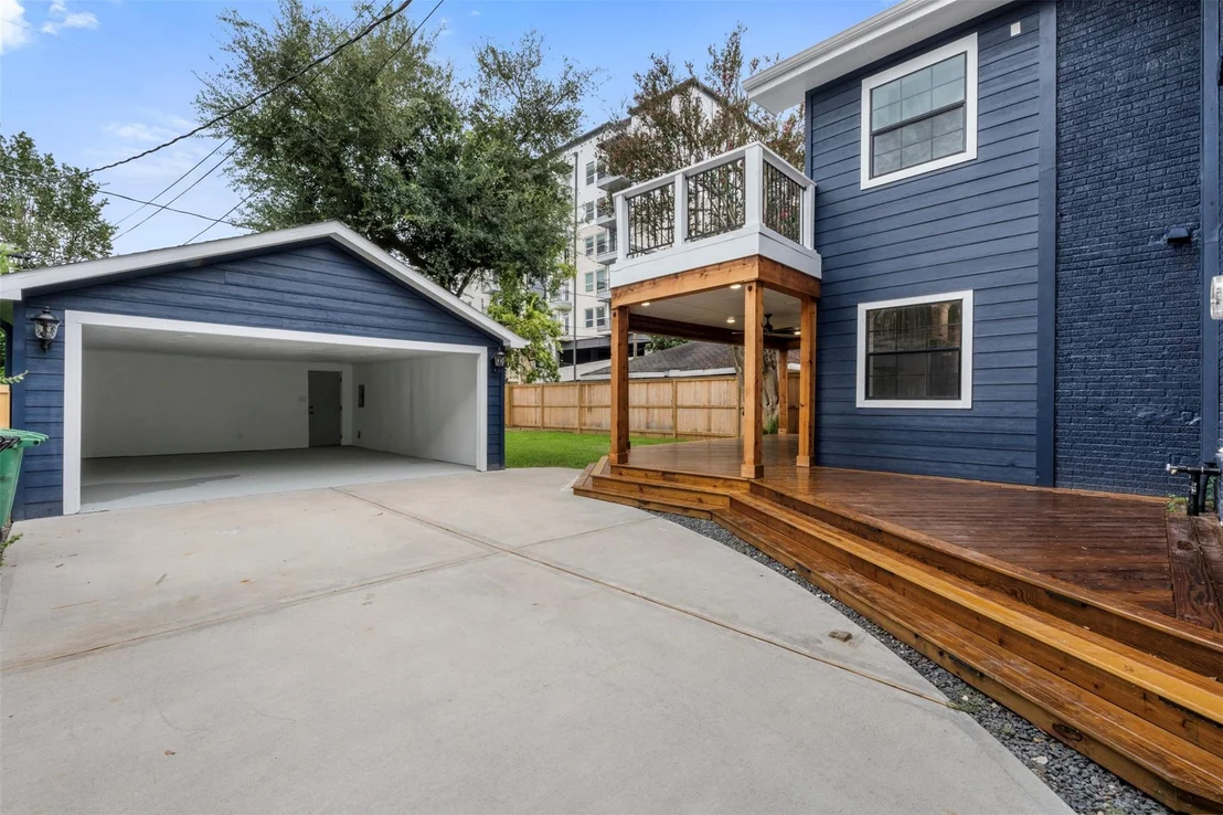 Photo of 1723 Albans Road