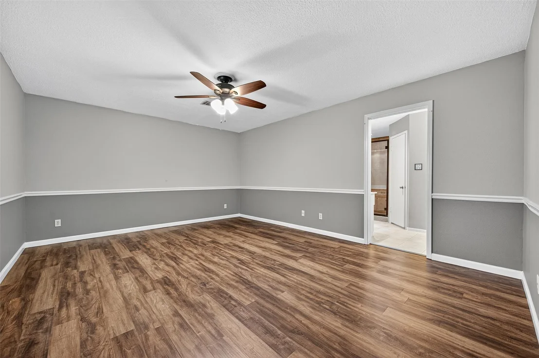 Photo of 18307 Harrow Hill Drive