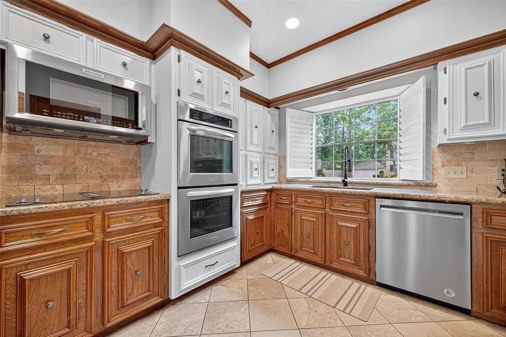 Photo of 18327 Forest Elms Drive
