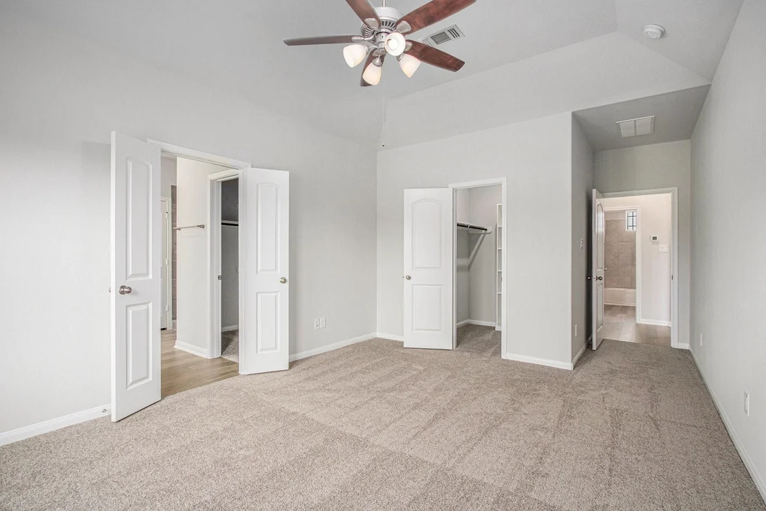 Photo of 237 Edgewater Drive