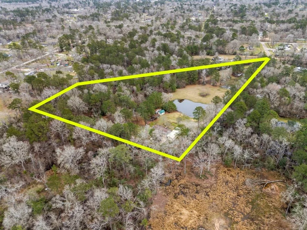 Photo of 17422 Woods Drive