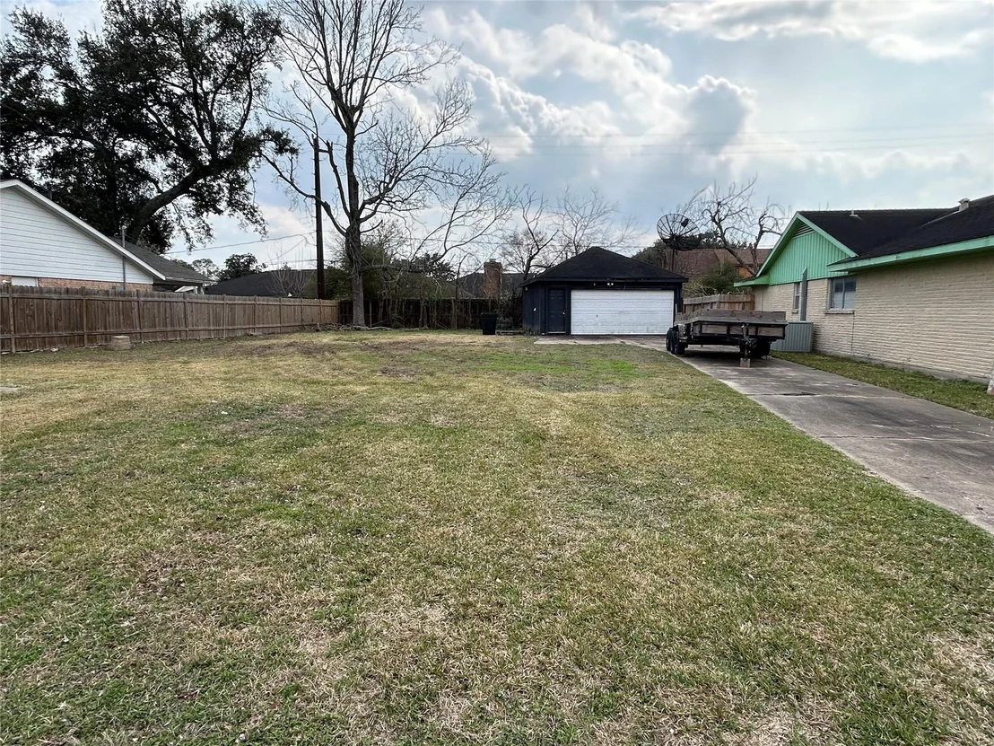 Photo of 8218 Gulf Spring Lane