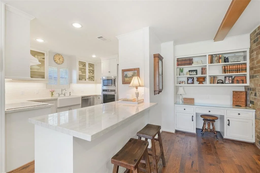 Photo of 10047 Olympia Drive