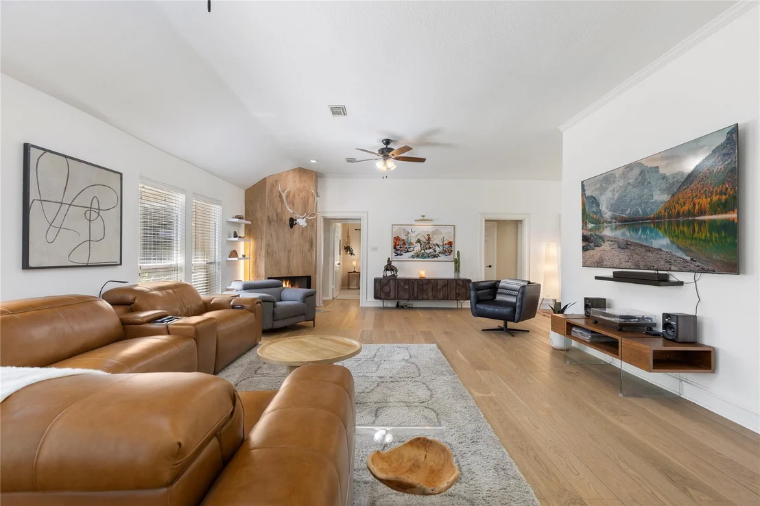Photo of 756 Forest Lane Drive