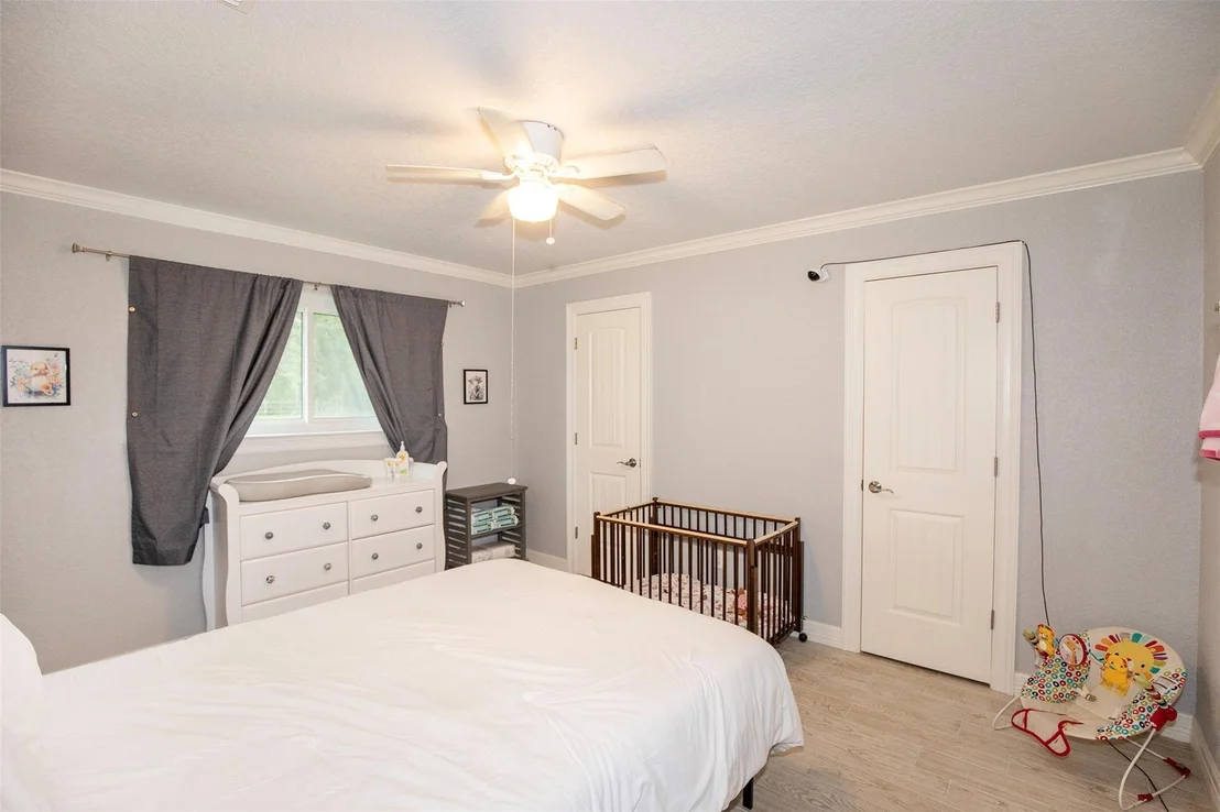 Photo of 9308 Acorn Drive