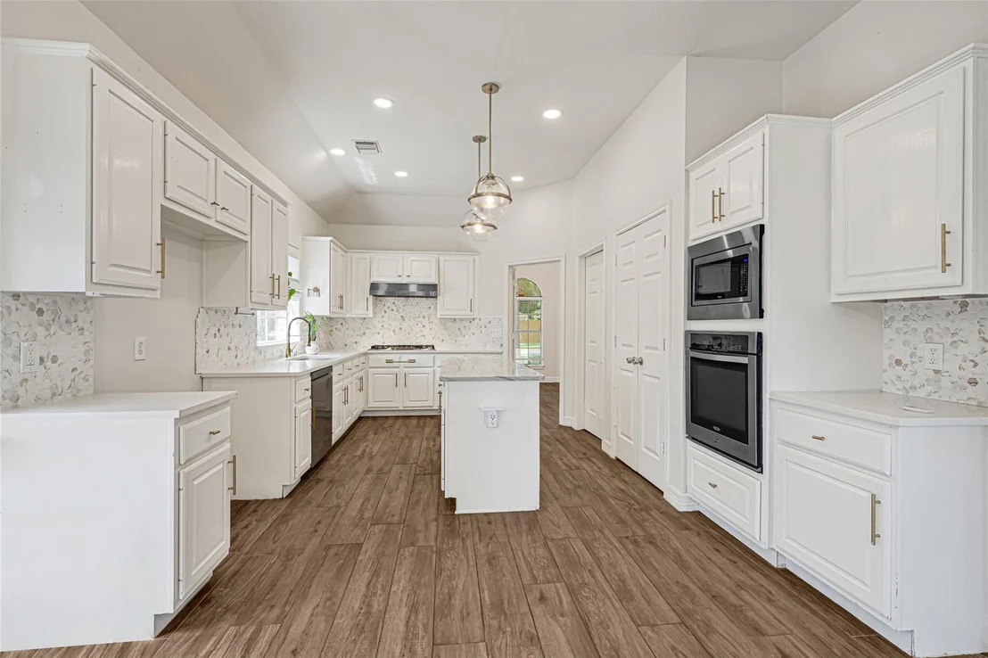 Photo of 4122 Echo Mountain Drive