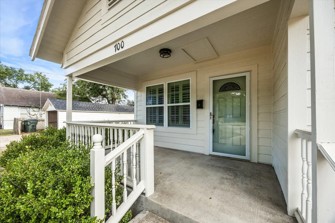 Photo of 700 4th Street