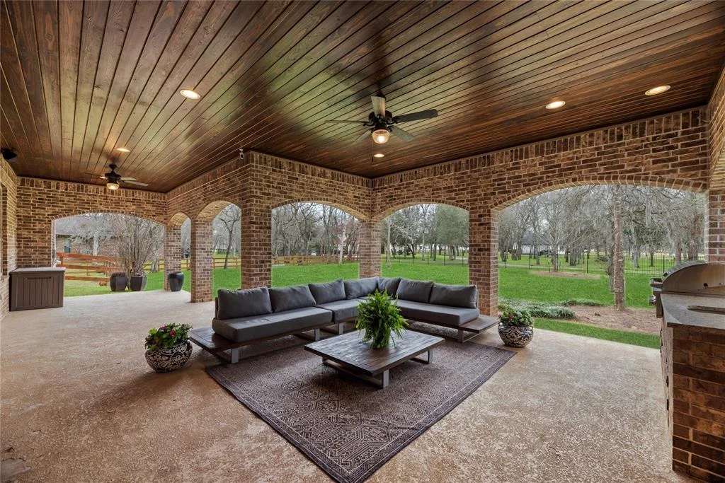 Photo of 32711 Wales Circle