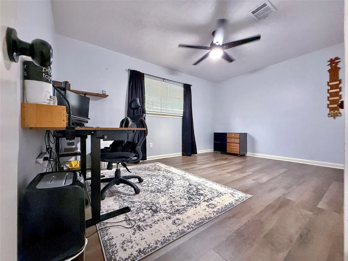 Photo of 7531 Antoine Drive