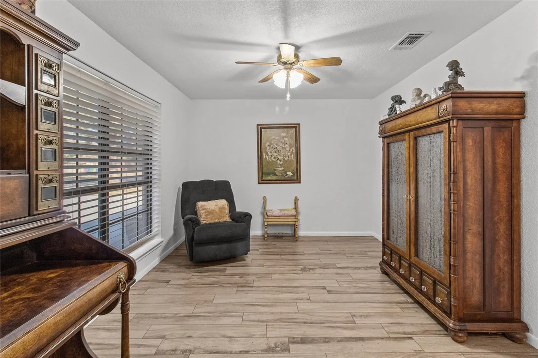 Photo of 9 Colony Square