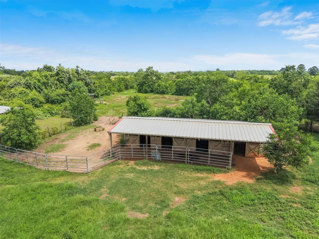 Photo of 34366 Owens Road