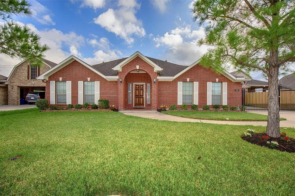 Photo of 2105 Eagar Road