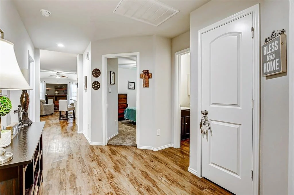 Photo of 20906 Whitehaven Bluff Trail