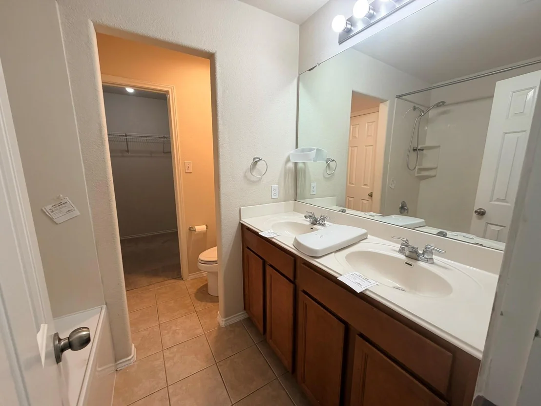 Photo of 316 Housefinch Loop