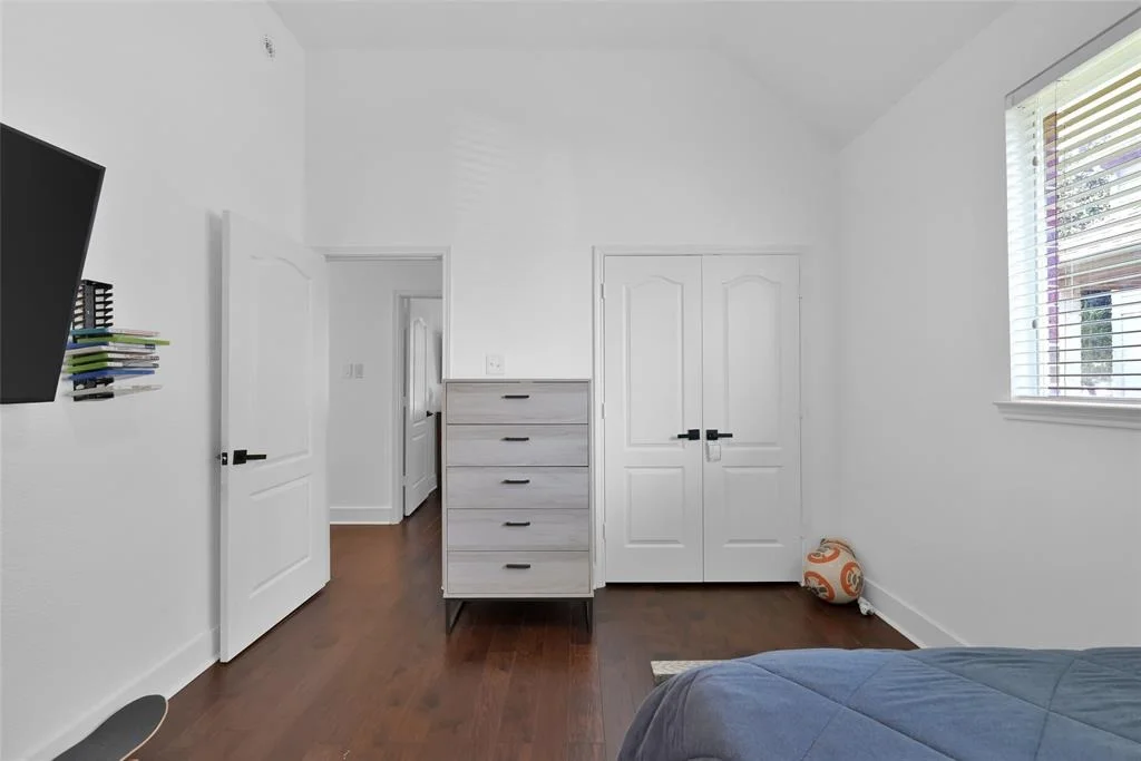 Photo of 8922 Ballinger Drive