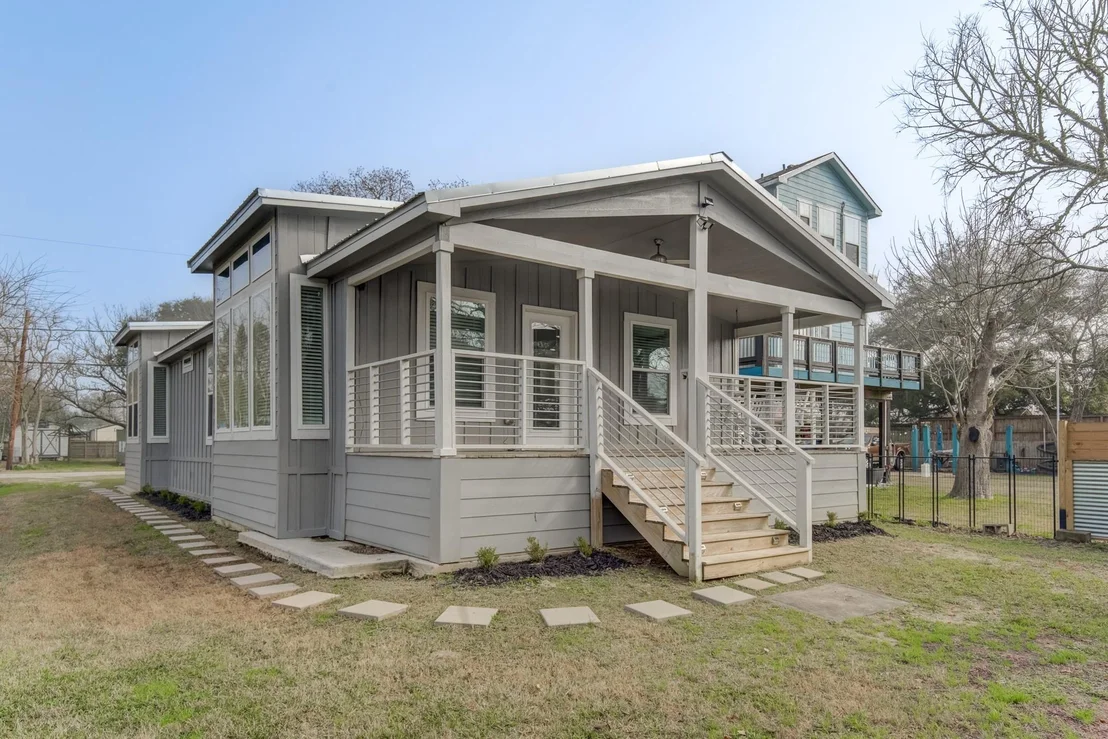 Photo of 518 4th Street