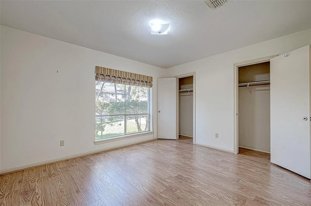 Photo of 5927 Pinewilde Drive