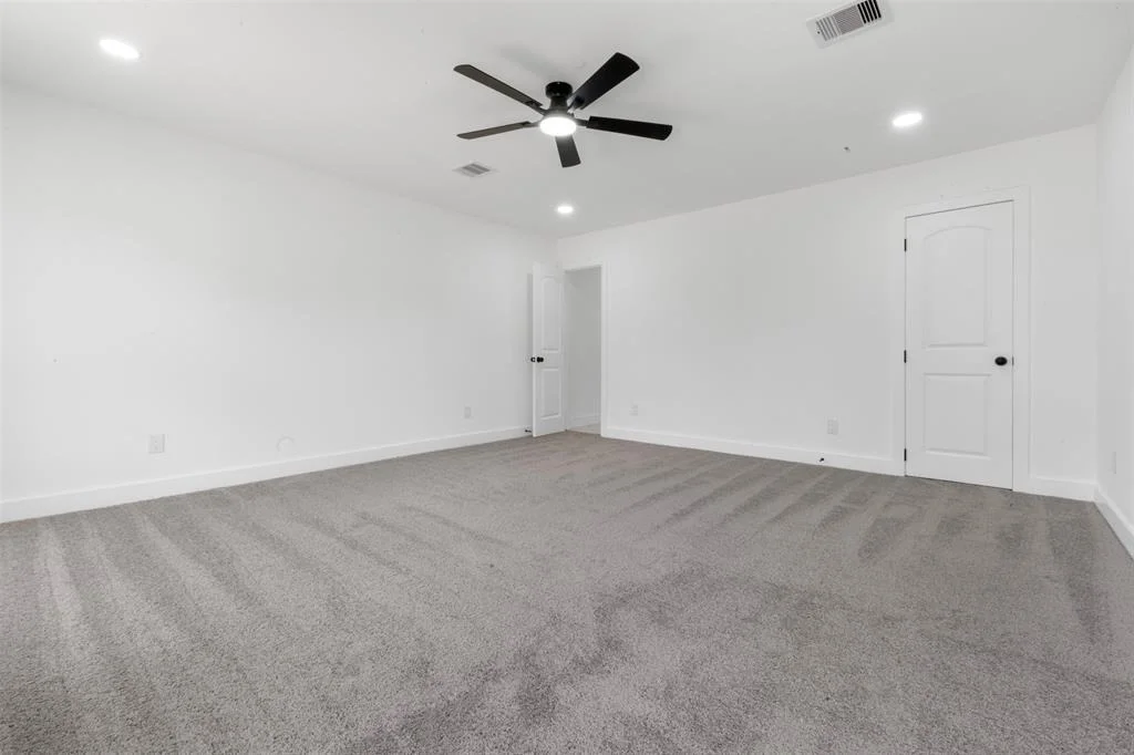 Photo of 6155 Ridgeway Drive