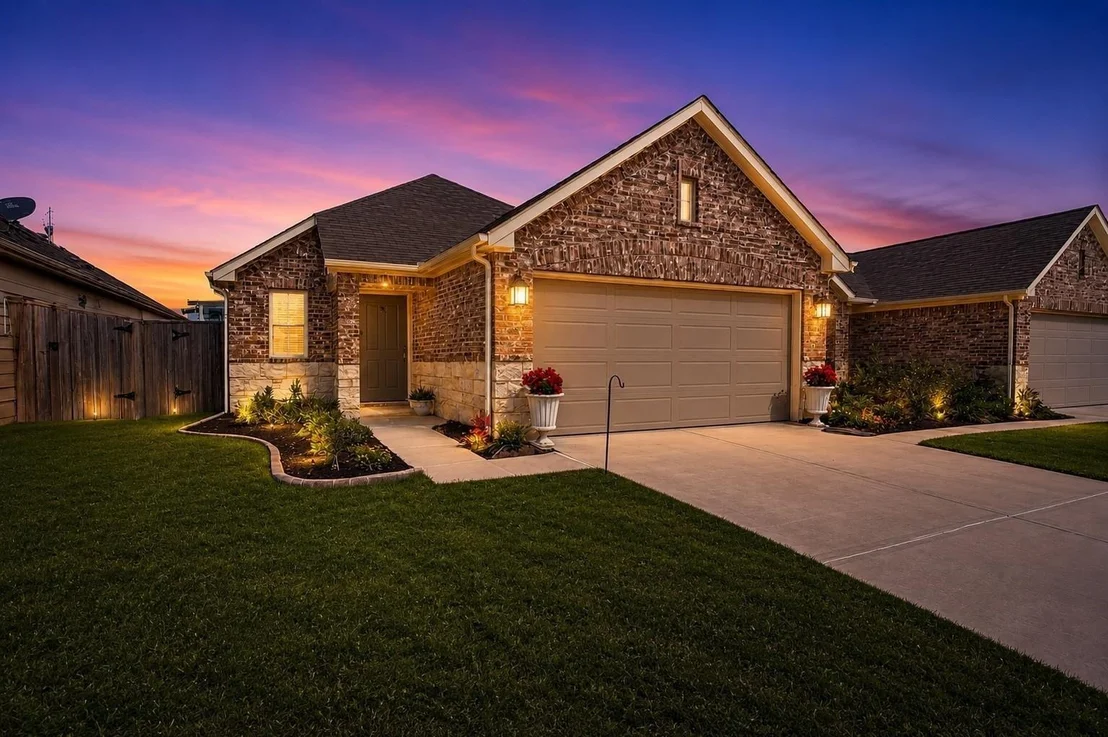 Photo of 228 River Grove Court
