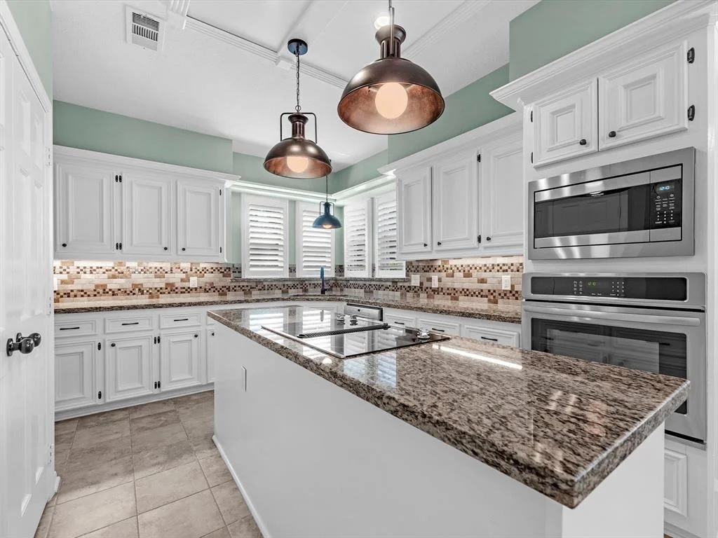 Photo of 5831 Mountain View Drive