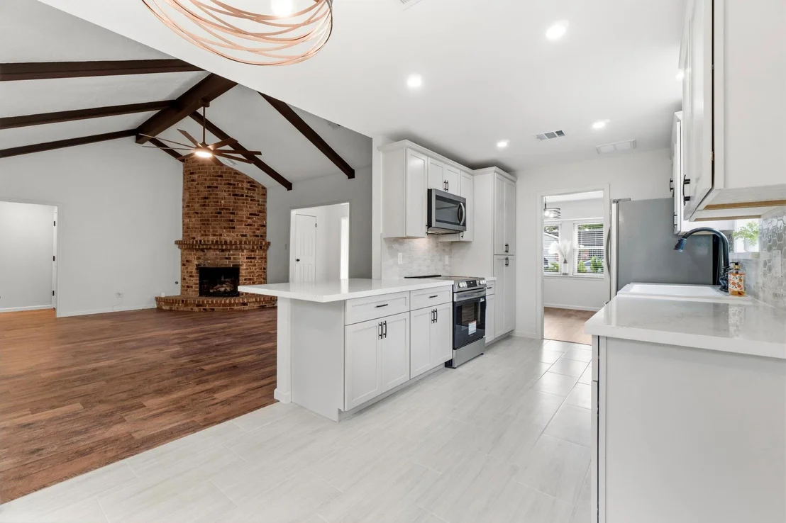 Photo of 16303 Deer Lick Drive