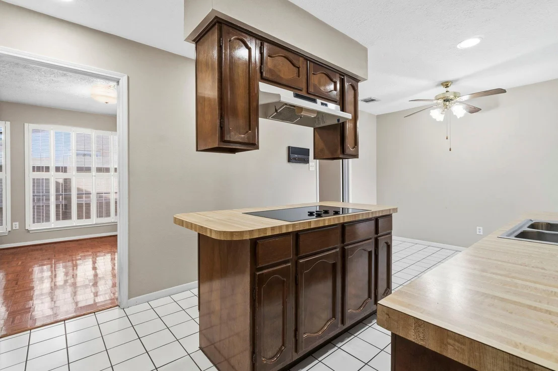 Photo of 25507 Cottage Hill Lane