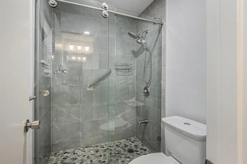 Photo of 6138 Linnhaven Drive