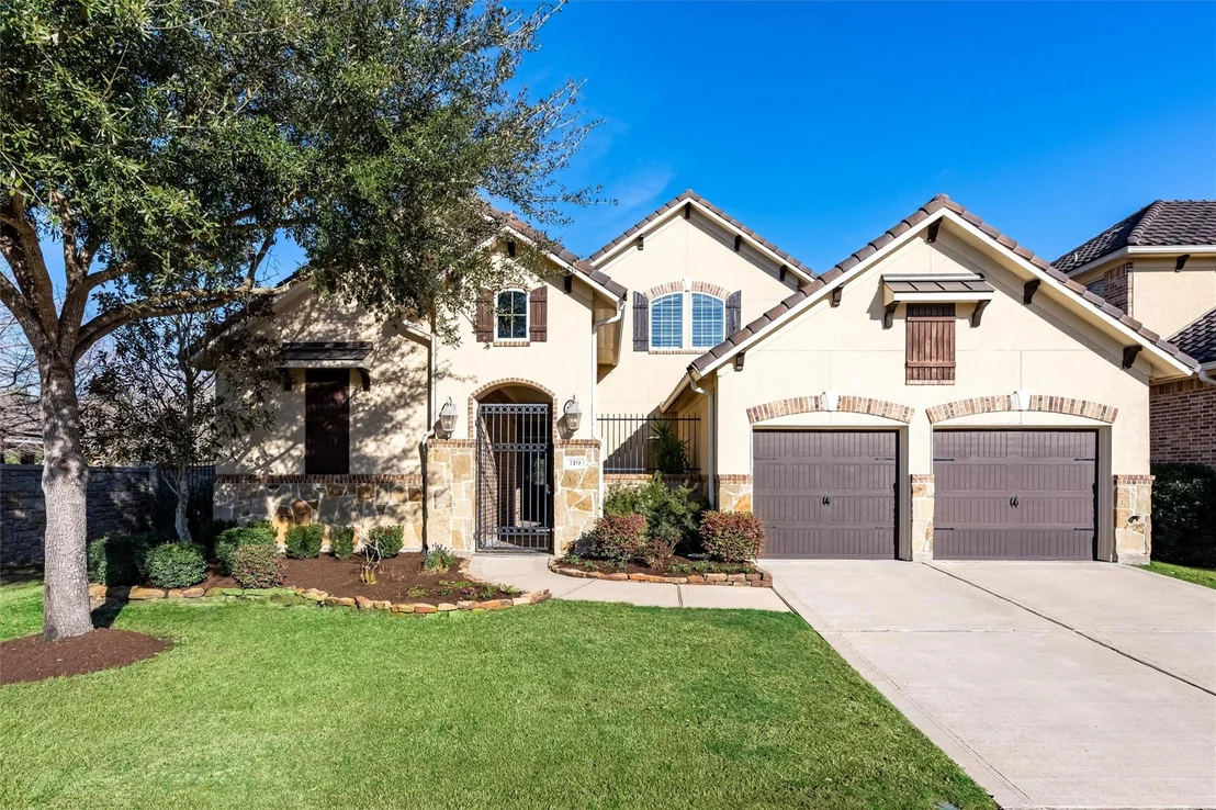 Photo of 119 Lake View Loop