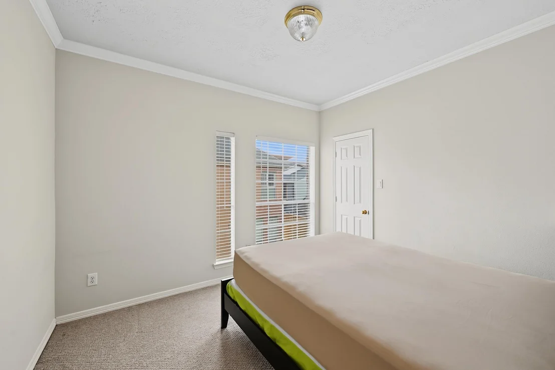Photo of 3015 Avalon Terrace