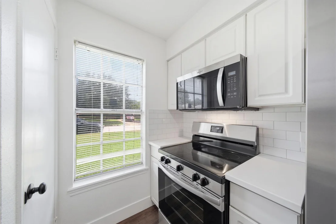 Photo of 5820 Guadalupe Drive