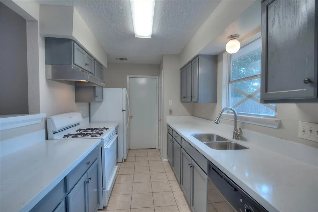 Photo of 2722 N Brompton Drive